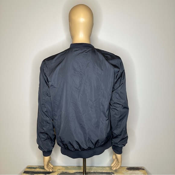 George Bomber - Picture 4 of 5